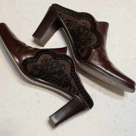 Via Spiga Shoes - Via Spiga Heeled Mules W/Velvety Laced Side Panels